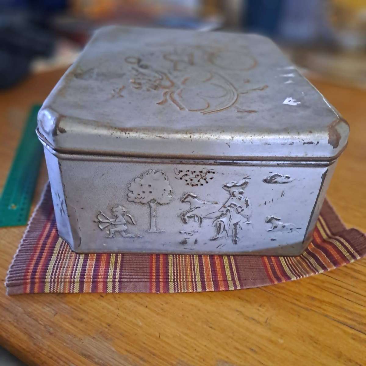 Vintage Art Deco Tin Box Schilling & Sohn Bremen, 1920's