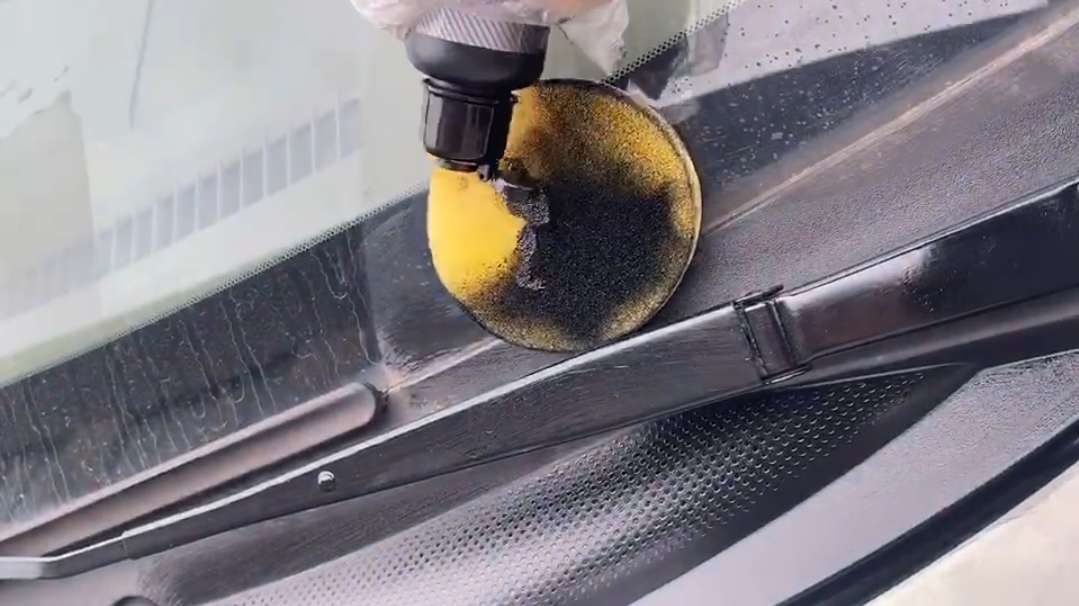 Visbella Auto Plastic Black Lotion 100ml