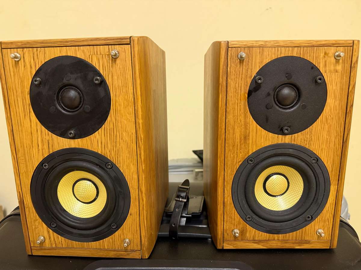 Pioneer SA4SPT Bookshelf Speakers