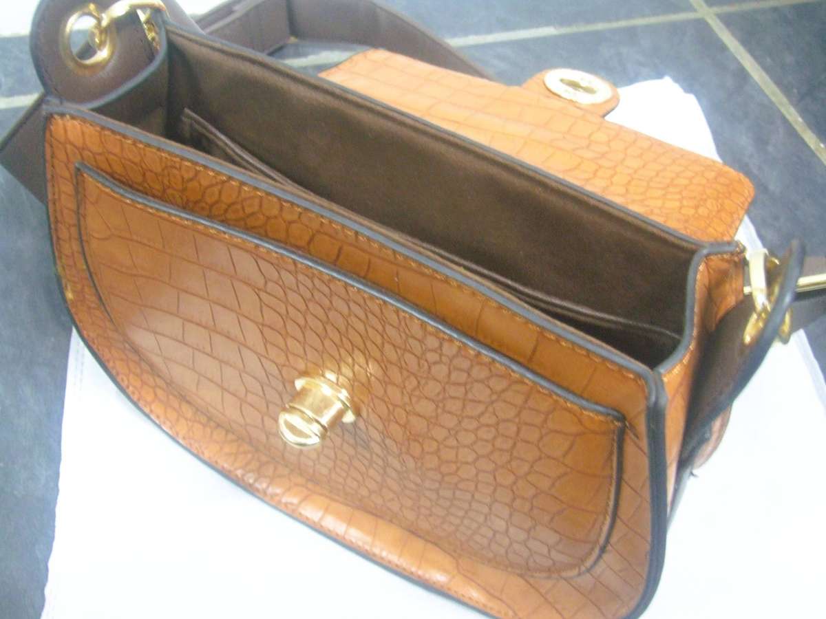 The Box Fashion ladies hand bag (will not get this one again )