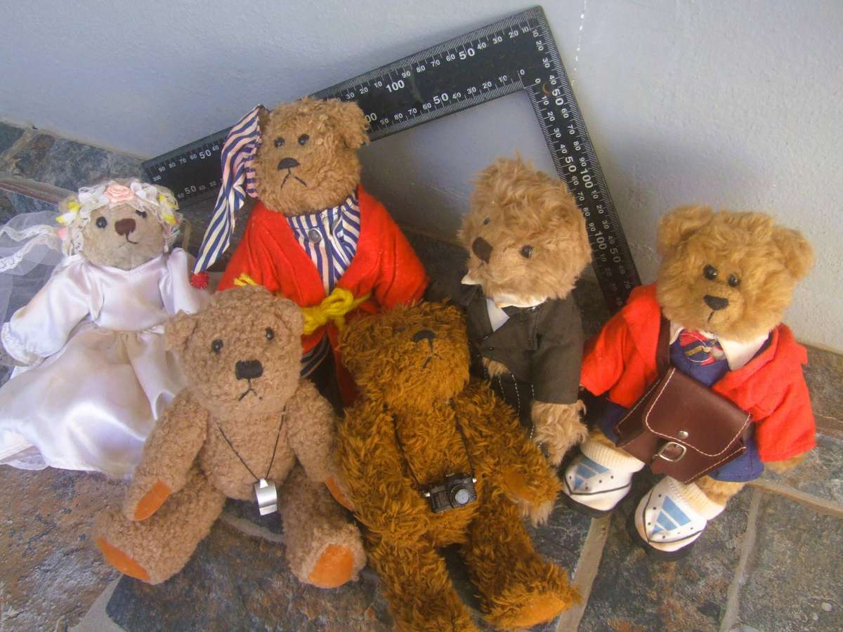 nice 6 x vantage/antique bears ,,,