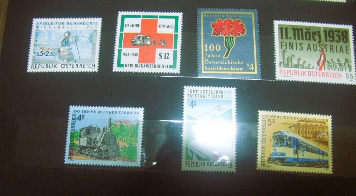AUSTRIA  Mint Never Hinged (MNH) 1988 SET