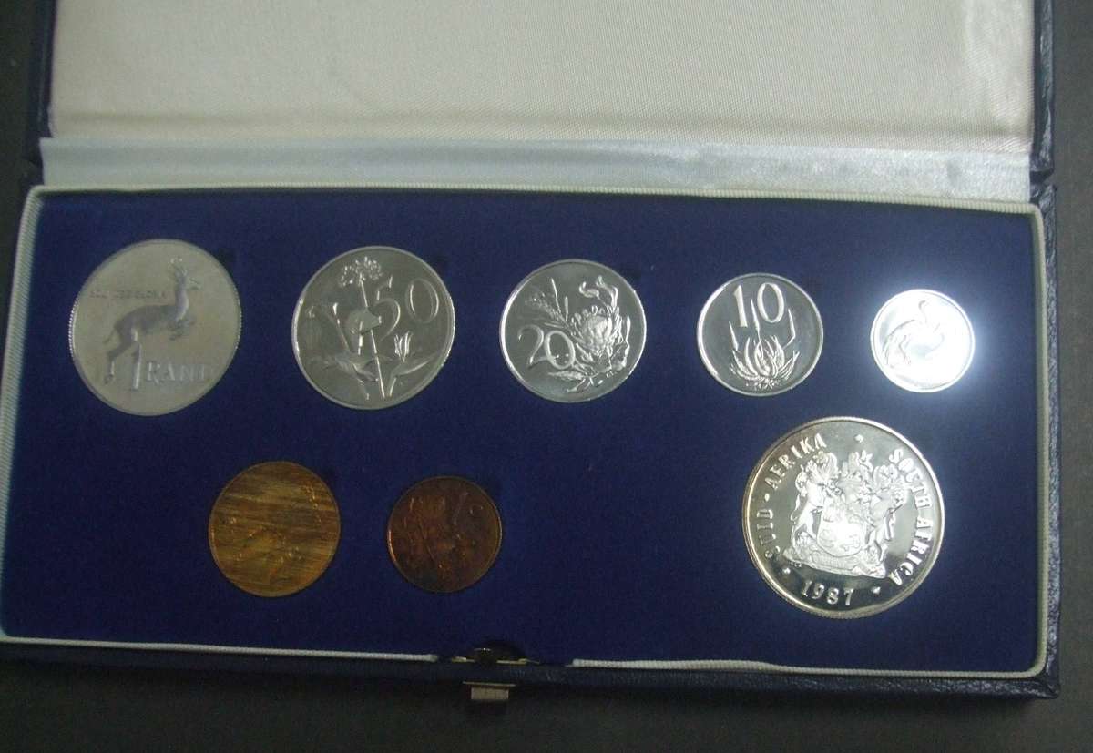 nice 1987 short proof set with silver R1