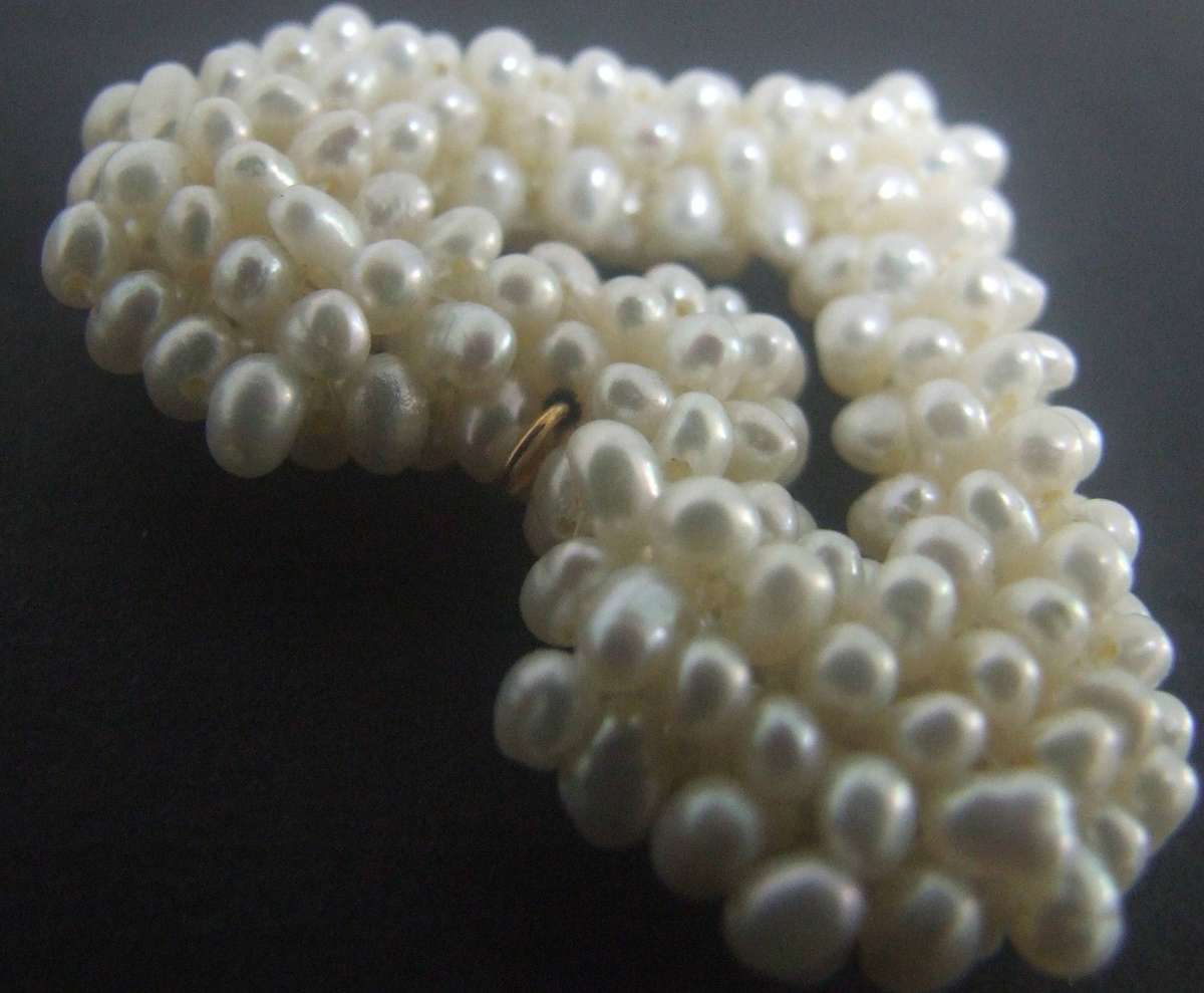 CLUSTER OF REAL PEARLS (HART) 2