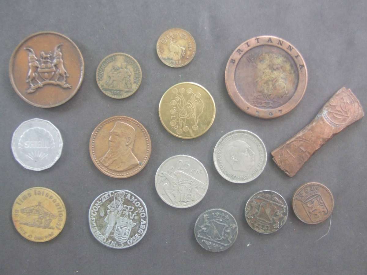 @     NICE LOT TOKEN MEDALIA COIN LOT AT R1 START