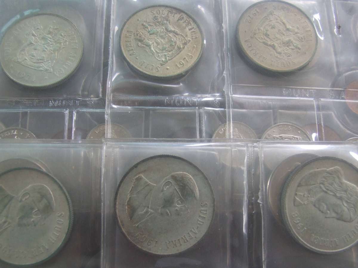 @     13 X SILVER R1 UNC MINT PACKS AS 1 BIG LOT