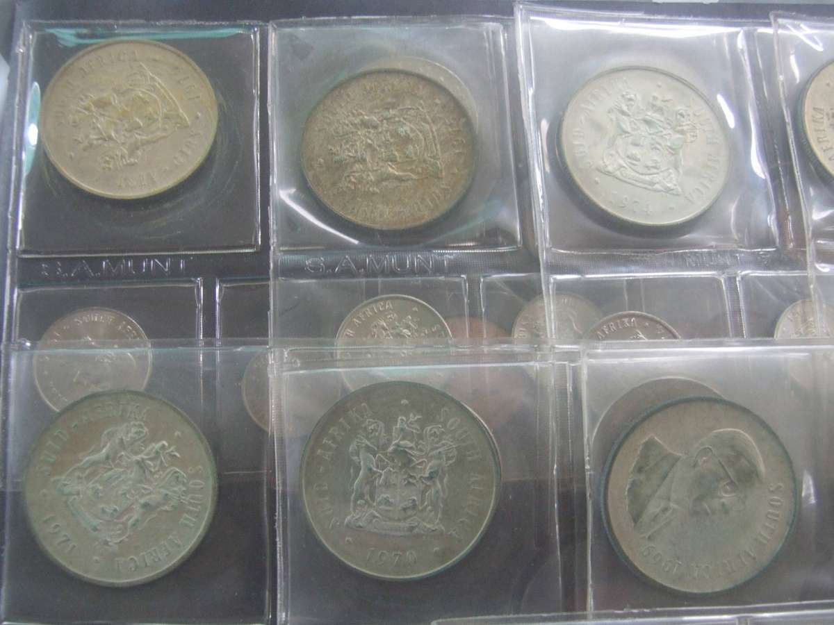 @     13 X SILVER R1 UNC MINT PACKS AS 1 BIG LOT