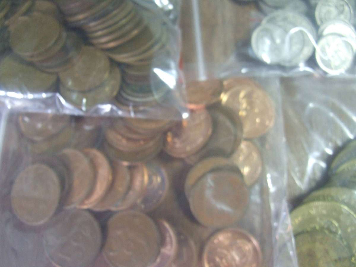 @     OVER 200  COINS AS 1 BIG  LOT