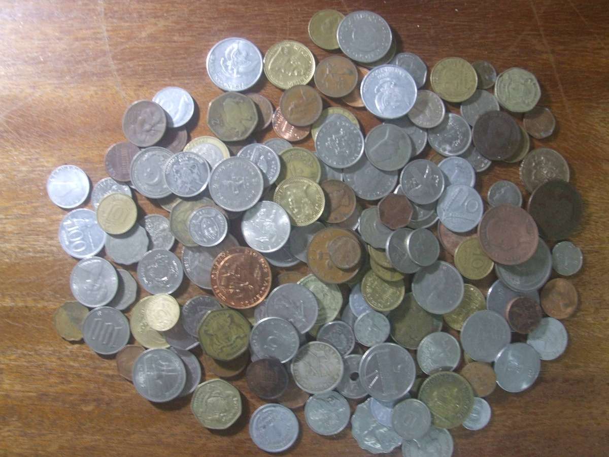 @     BIG LOT WITH OVER 150 NICE WORLD COINS AS 1 LOT