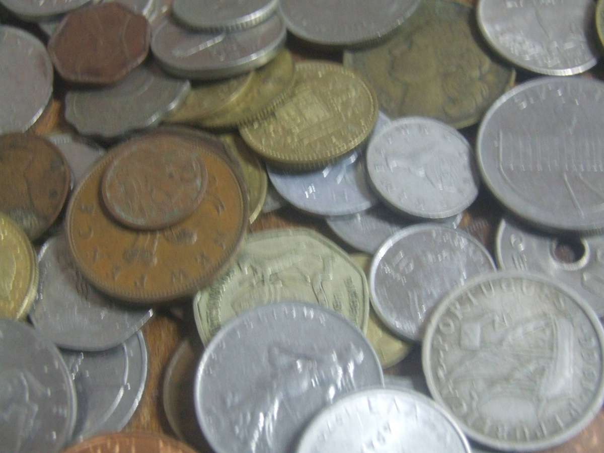 @     BIG LOT WITH OVER 150 NICE WORLD COINS AS 1 LOT
