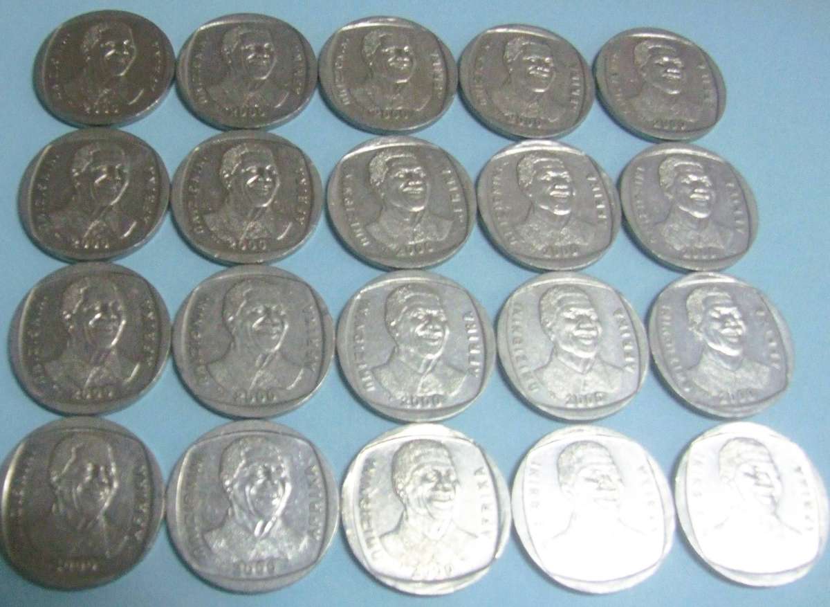 @     20 YES 20 X 2000 SMILEY  MANDELA COINS