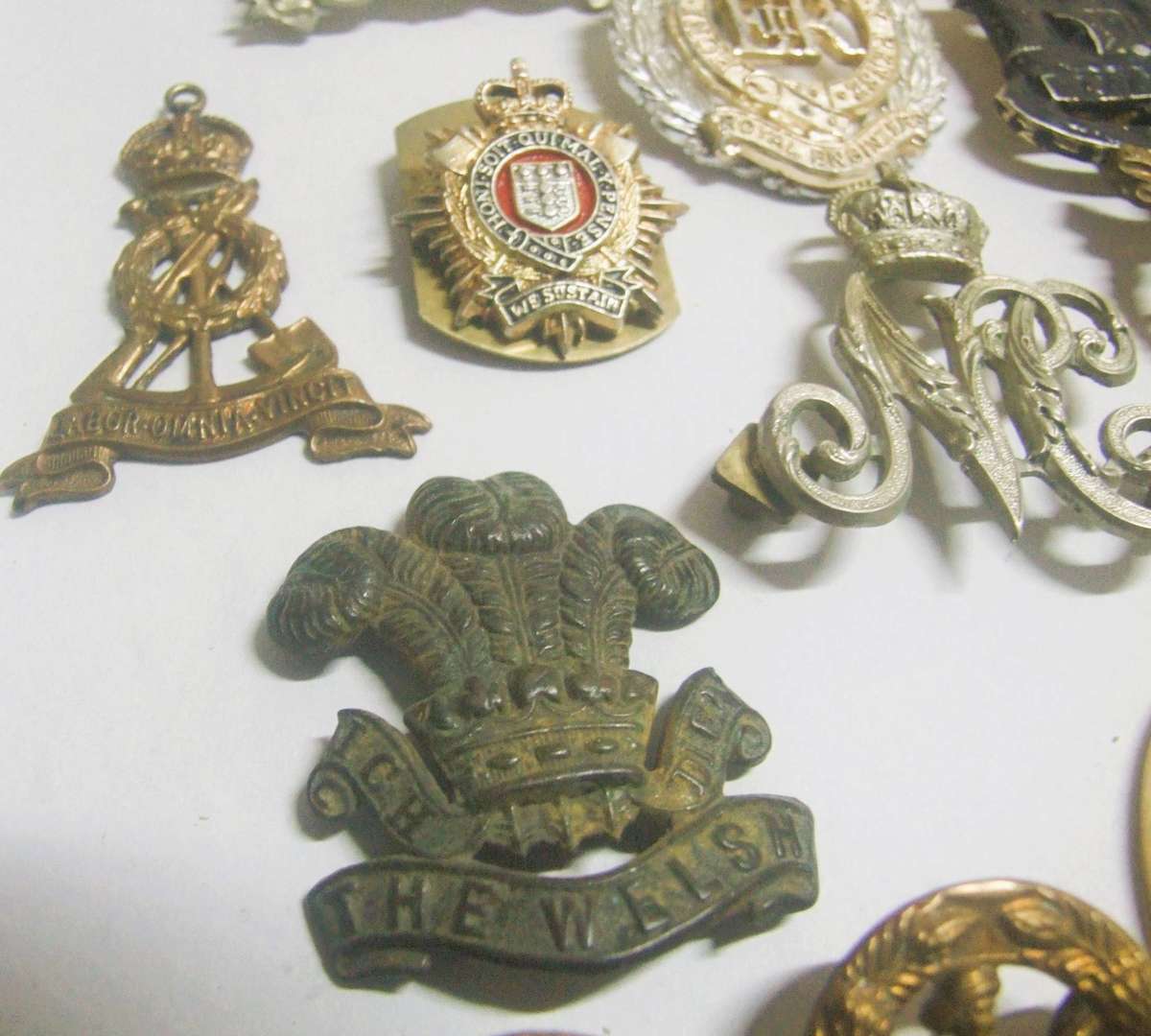 Vintage Military Badges, Pins, Medals - South African & British