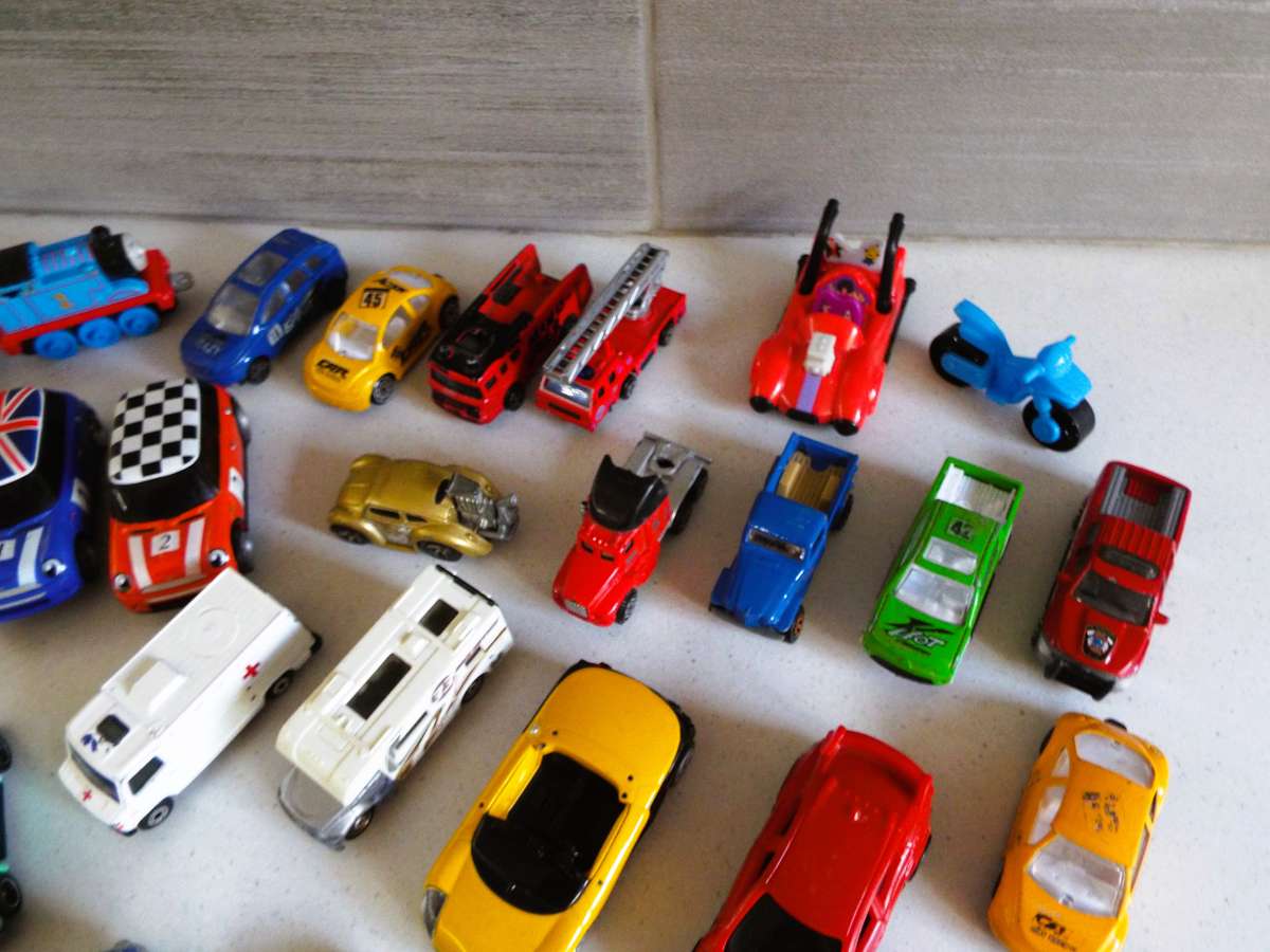 vintage  toy cars BIG X34 LOT
