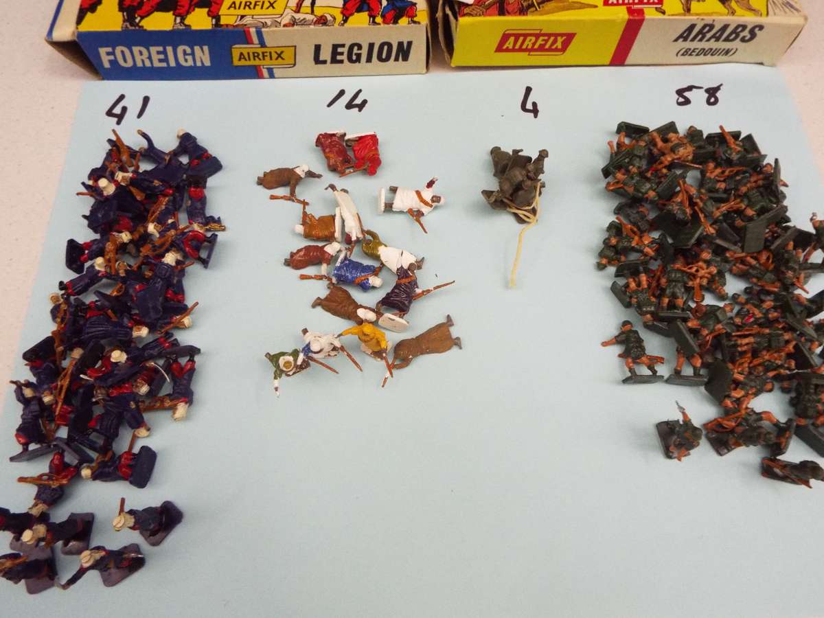 Vintage Airfix toys as 1 lot