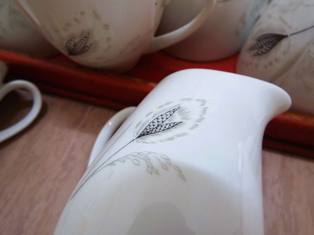 vintage ,,Hartel Jaob Rare German Bavaria , lot of 28 items   12 tea cups and 12 sources as 1 lot