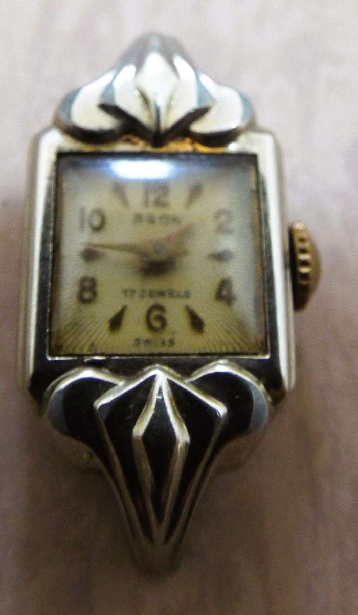4 x old lady's watches as 1 lot