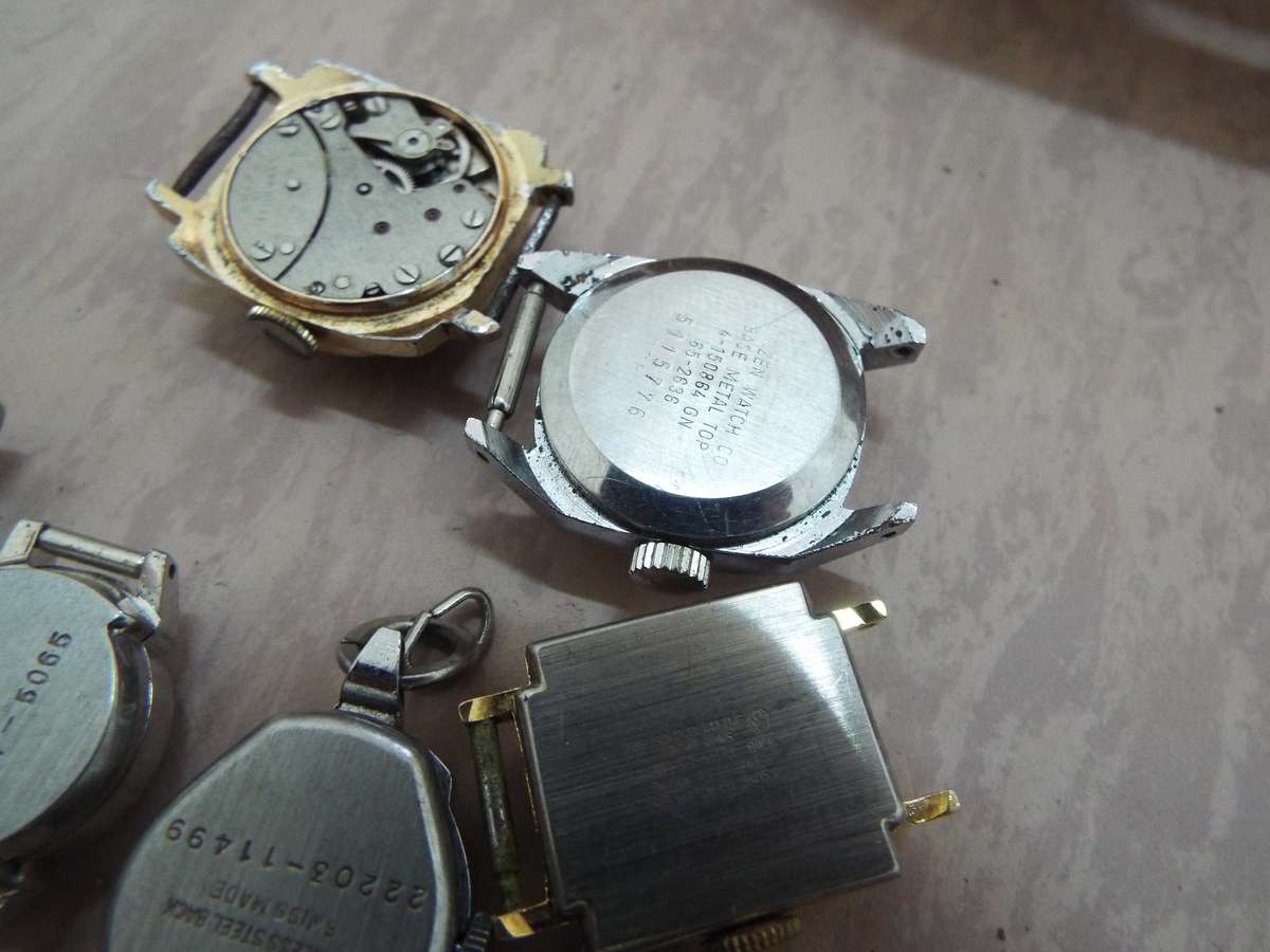 7 x old lady's watches as 1 lot