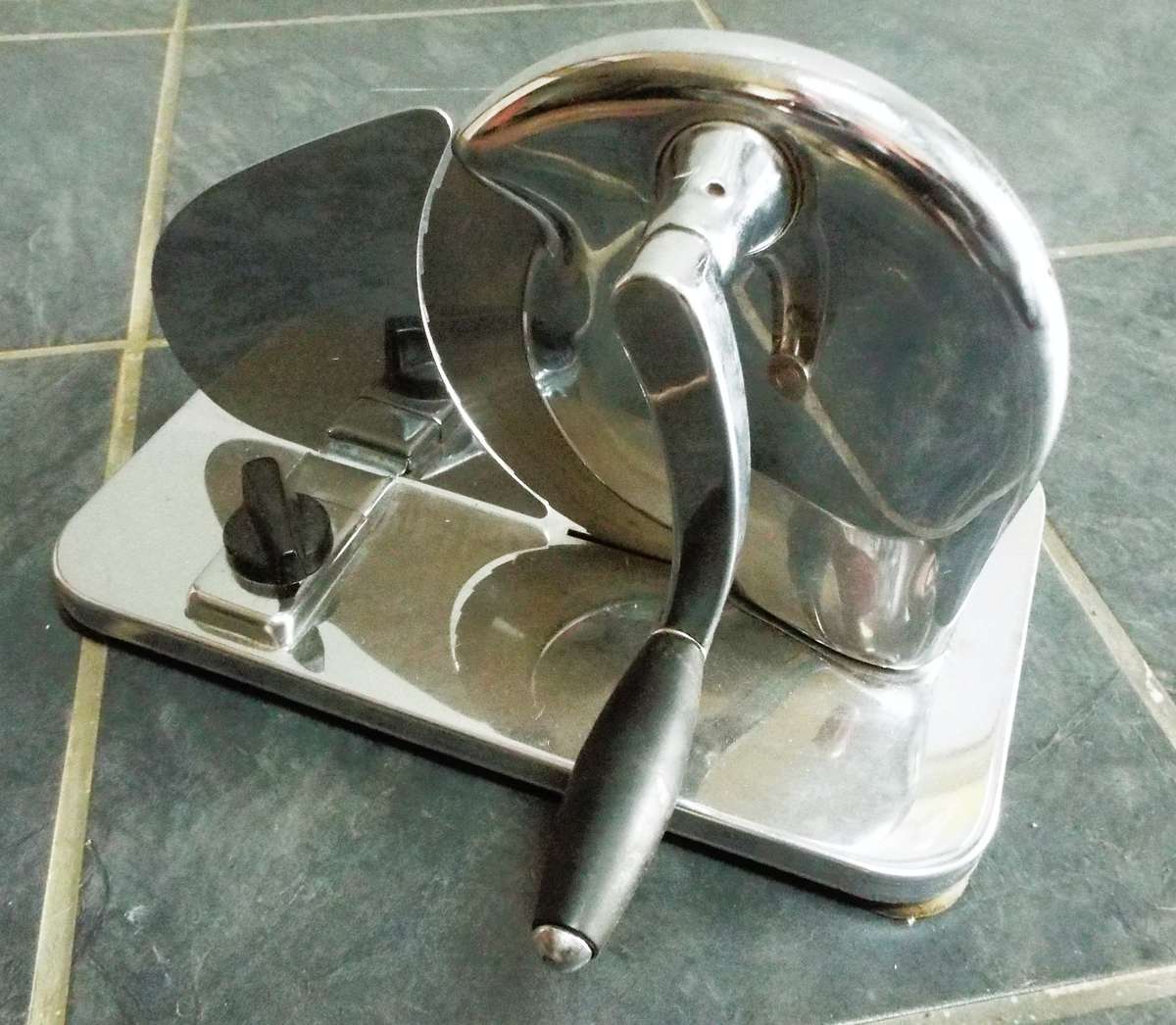 Vintage bread/meat  slicer  SUPER NICE