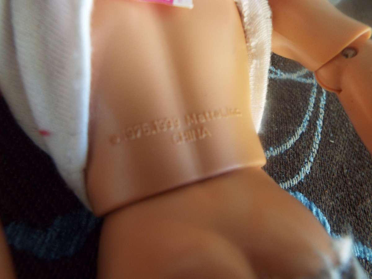 NICE good condition vintage Barby collection 2 Barbie 3 KEN bike and more