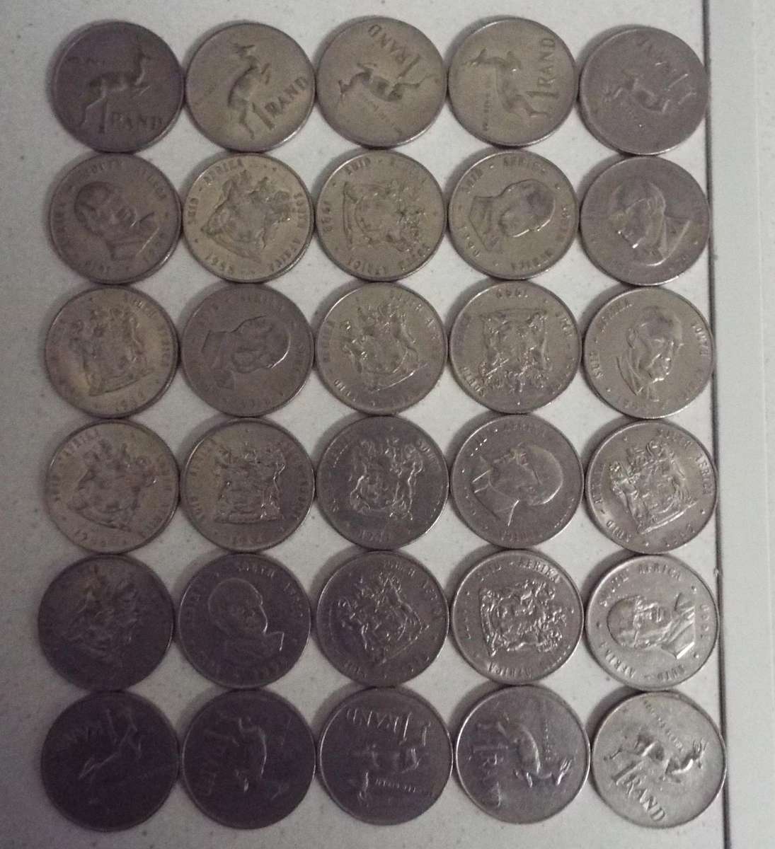30 X MIX R1 COINS AS 1 LOT