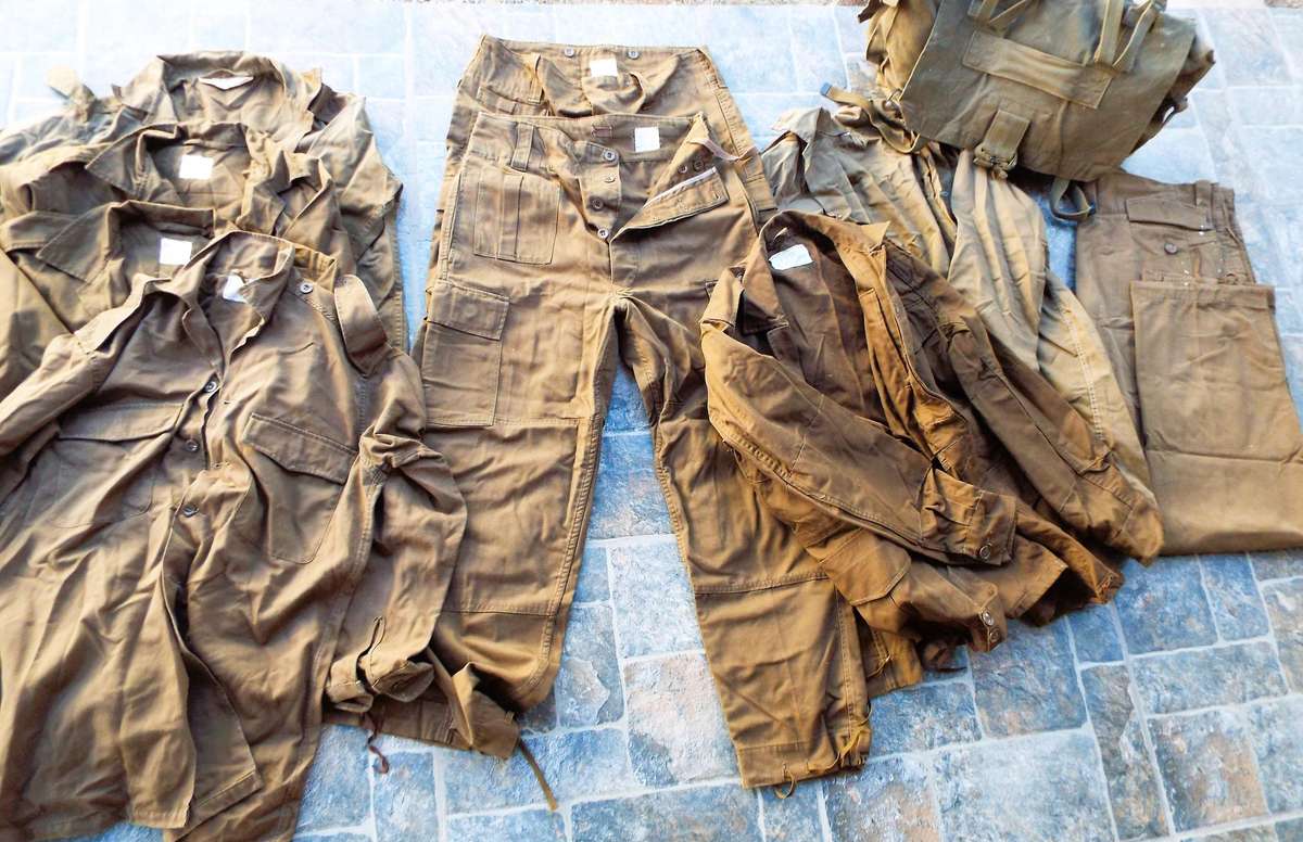 old SADF bag with lots of browns 1971 and 1982  as 1 lot