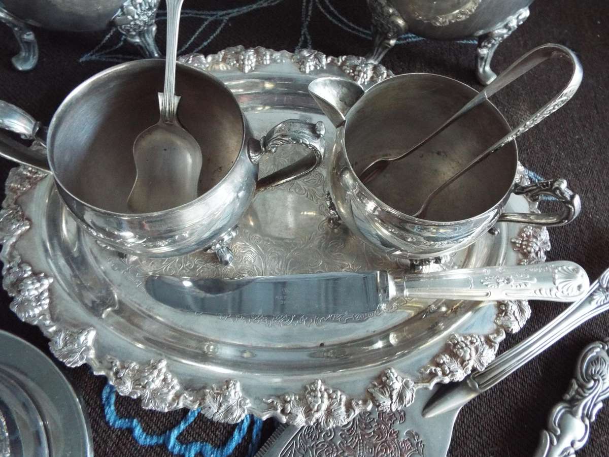 nice vintage bling bling lot