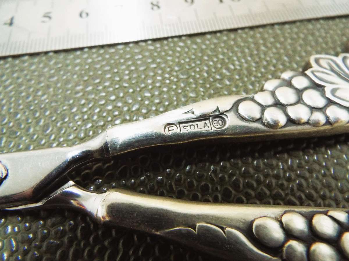 NICE Vintage pair of grape shears