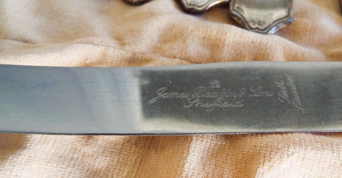 James Dixon & Sons Service Cutlery Set - 6 Table Knives