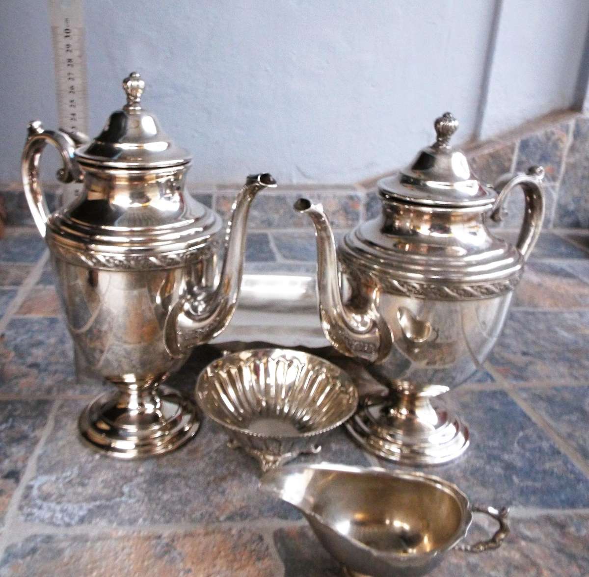 Vintage lot of nice bling bling