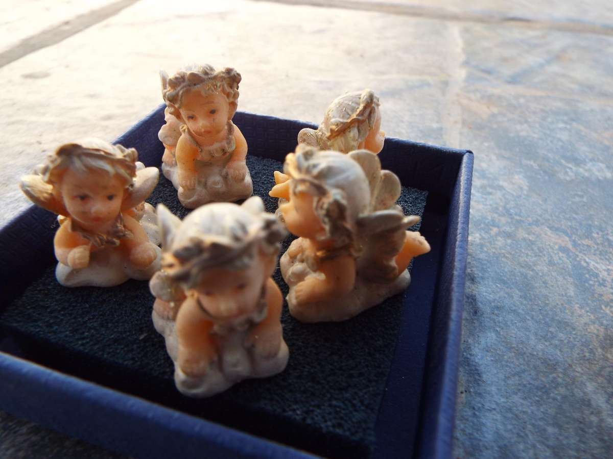 VINTAGE COLLECTABLE LOT