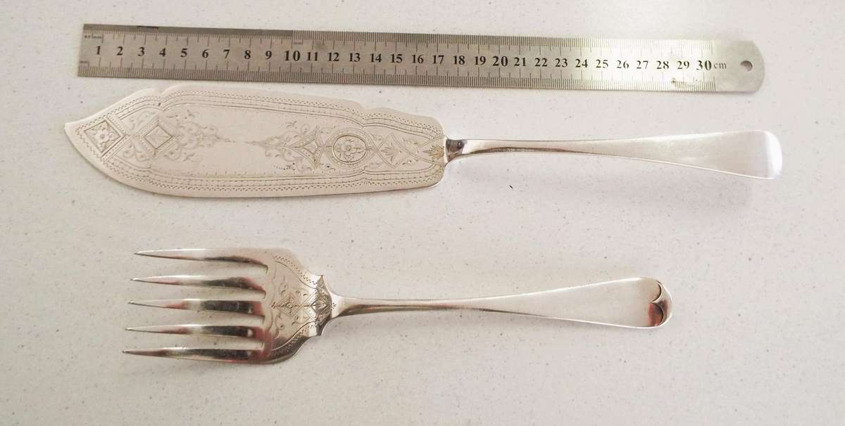Large Fish serving knife & fork set