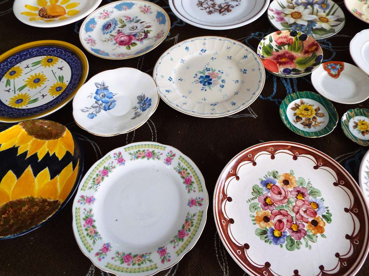 vintage Plate  Lot (porcelain mostly )over 30 items as 1 big lot