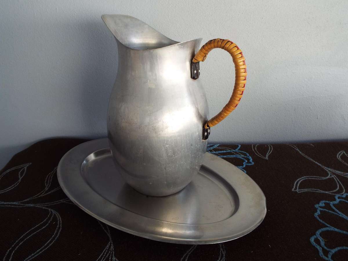 Vintage  water pitcher  5.5 litre