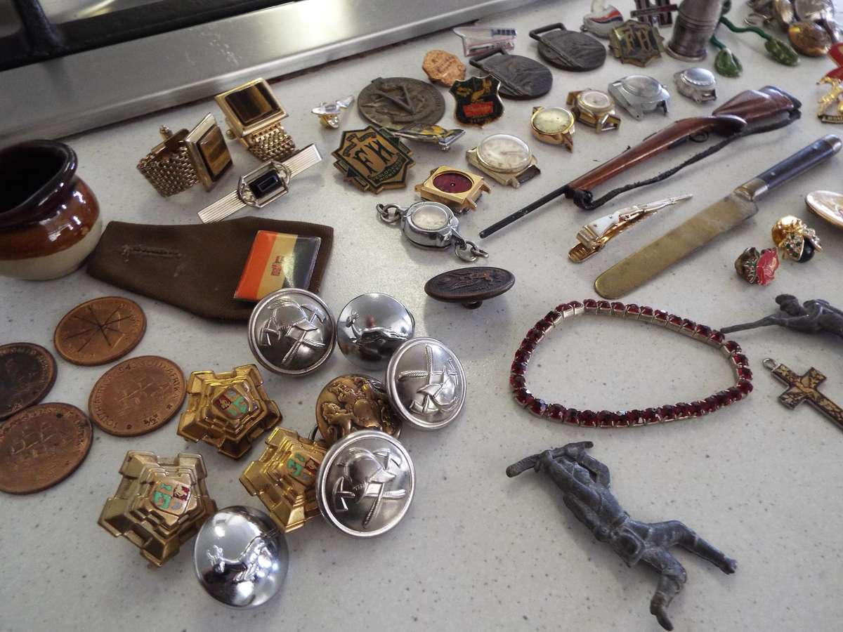 NICE VINTAGE COLLECTABLE LOT