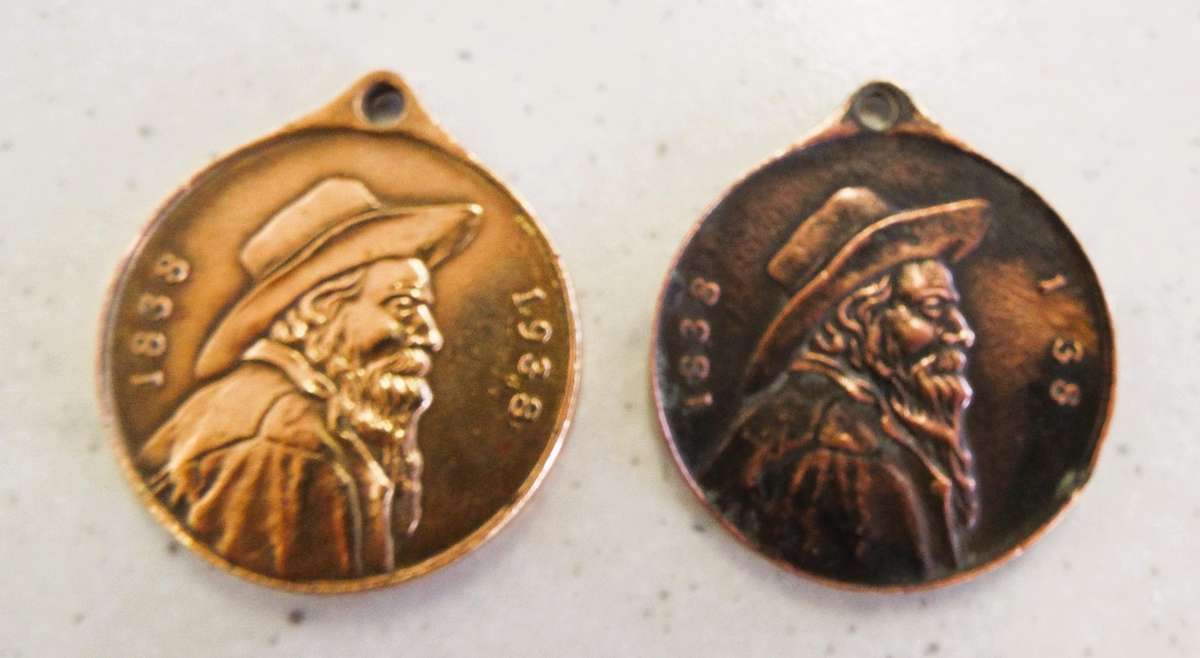 2 X ANTIQUE VOORTREKKER 1838-1938 CENTENARY MEDALLIONS