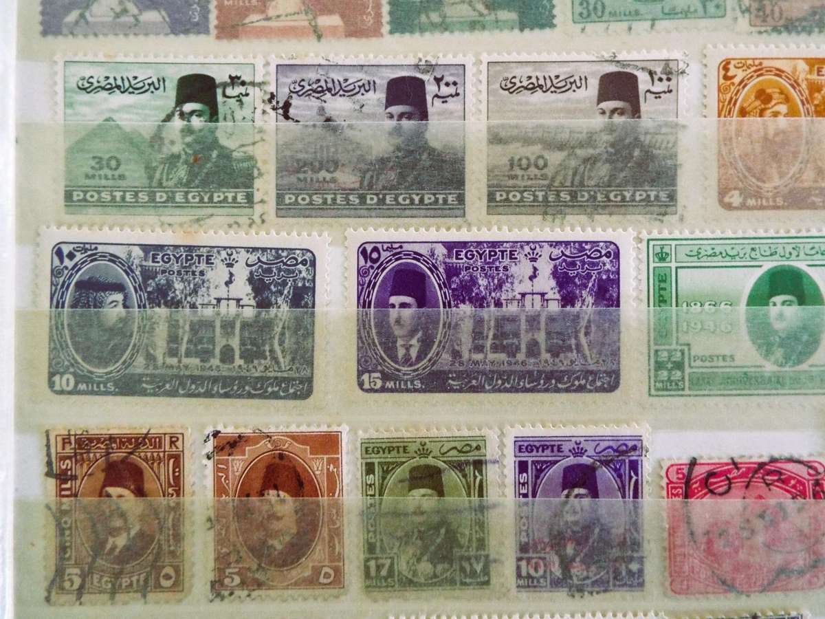 WE SELL STAMPS PER PAGE SPOT THE ONE U KNEED