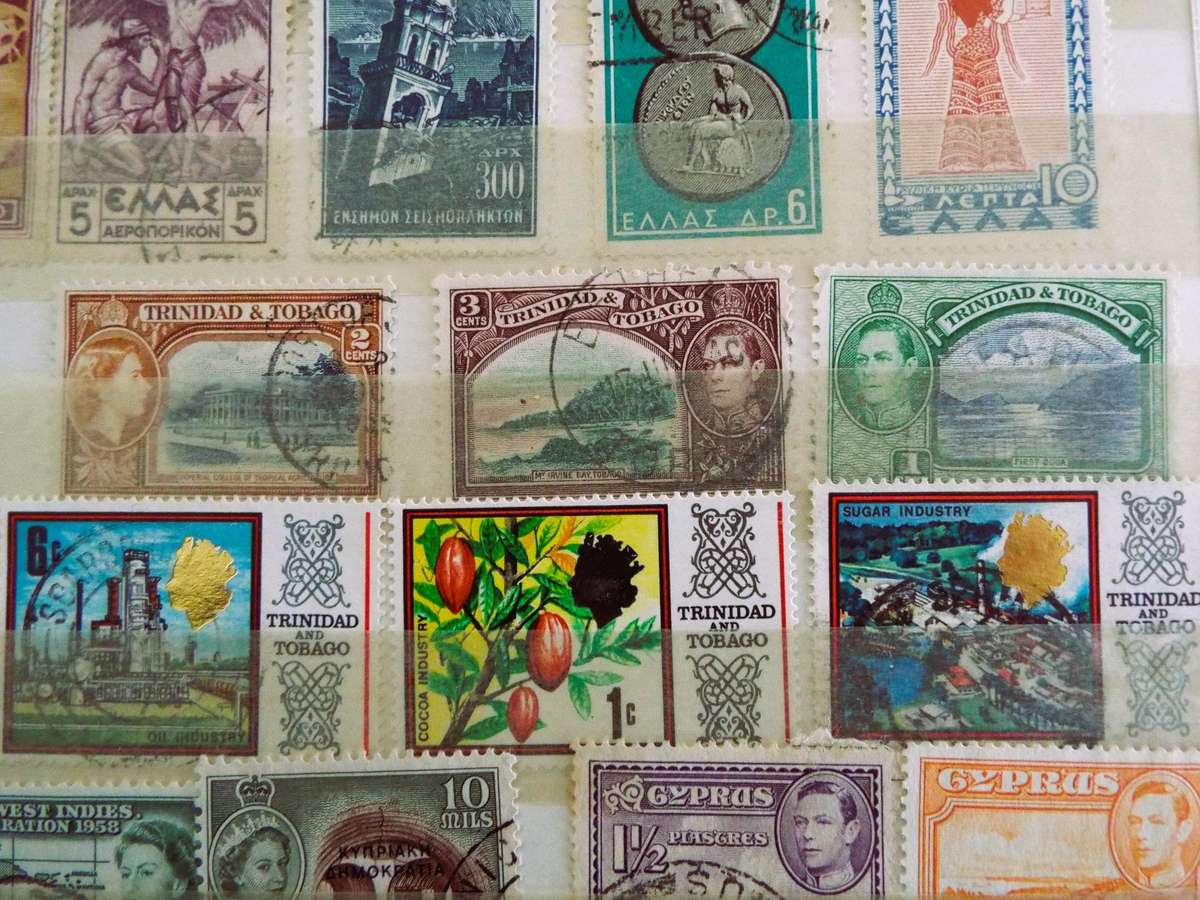 WE SELL STAMPS PER PAGE SPOT THE ONE U KNEED