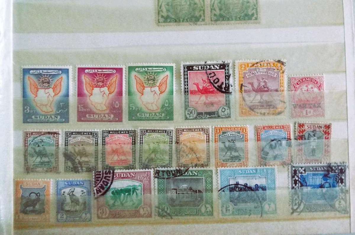 WE SELL STAMPS PER PAGE SPOT THE ONE U KNEED