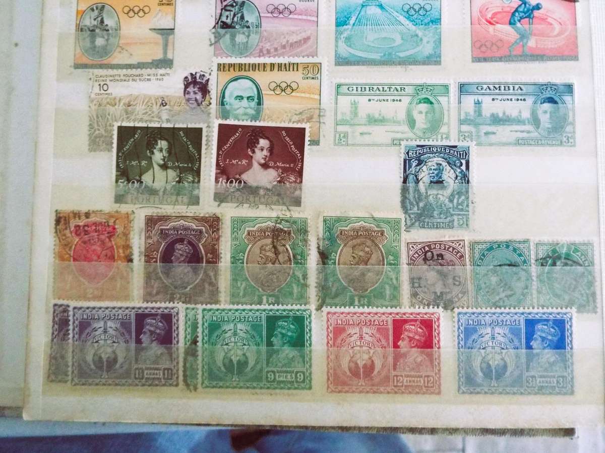 WE SELL STAMPS PER PAGE SPOT THE ONE U KNEED