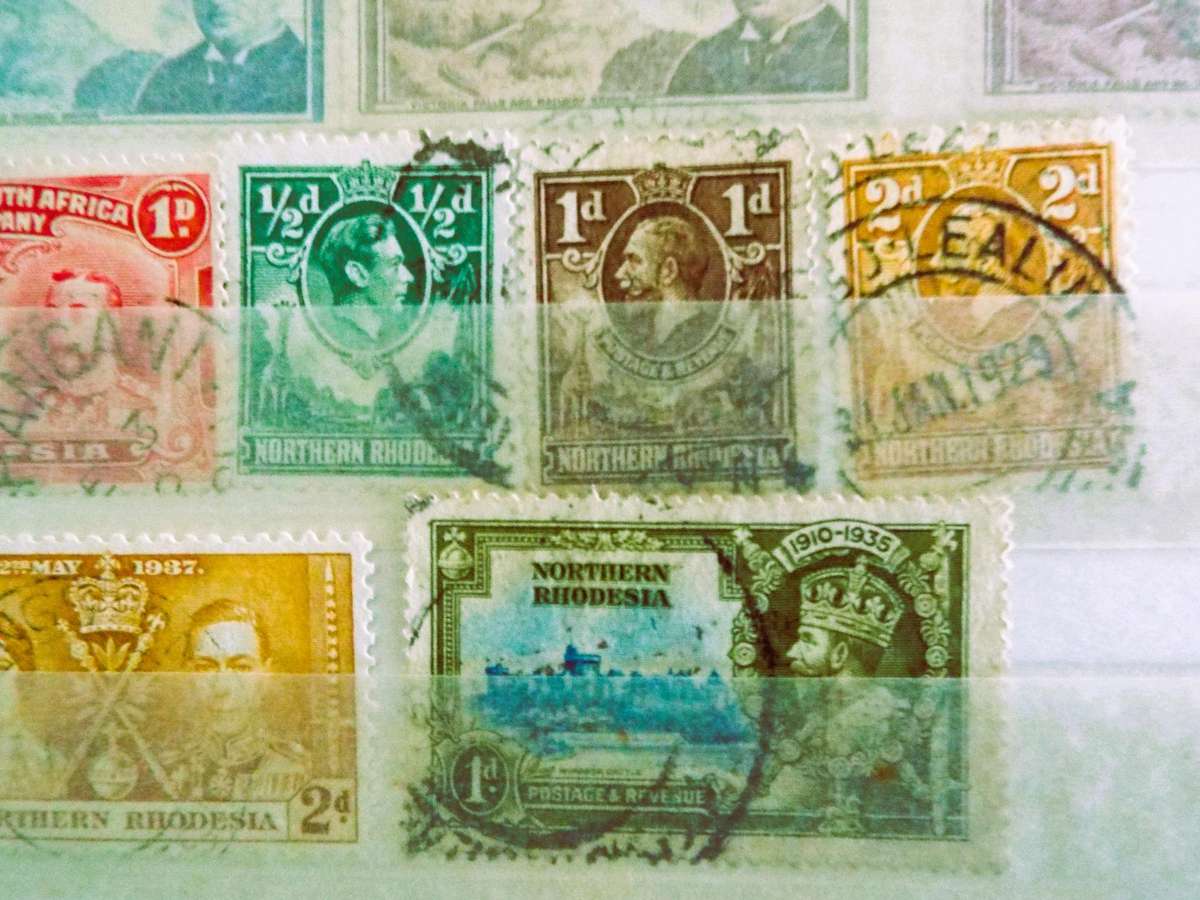 WE SELL STAMPS PER PAGE SPOT THE ONE U KNEED