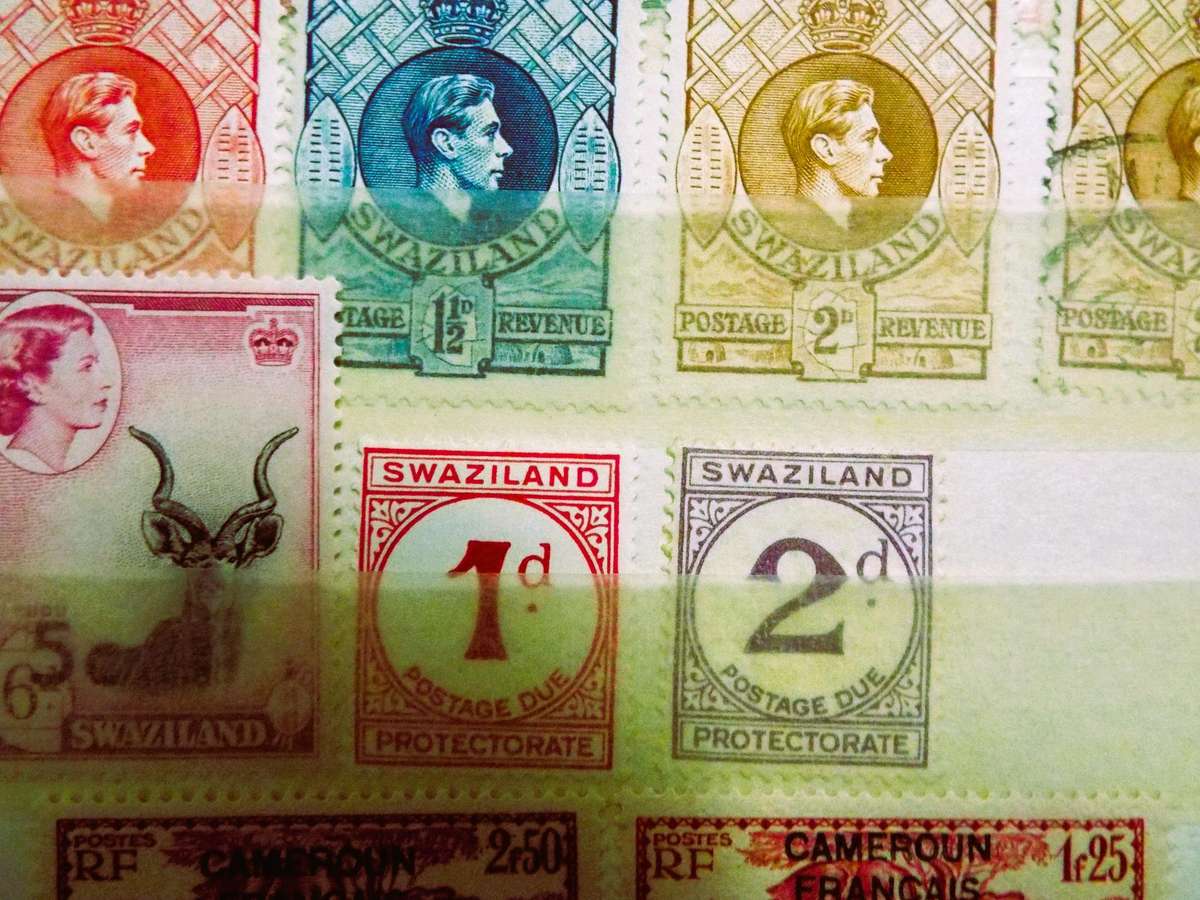 WE SELL STAMPS PER PAGE SPOT THE ONE U KNEED