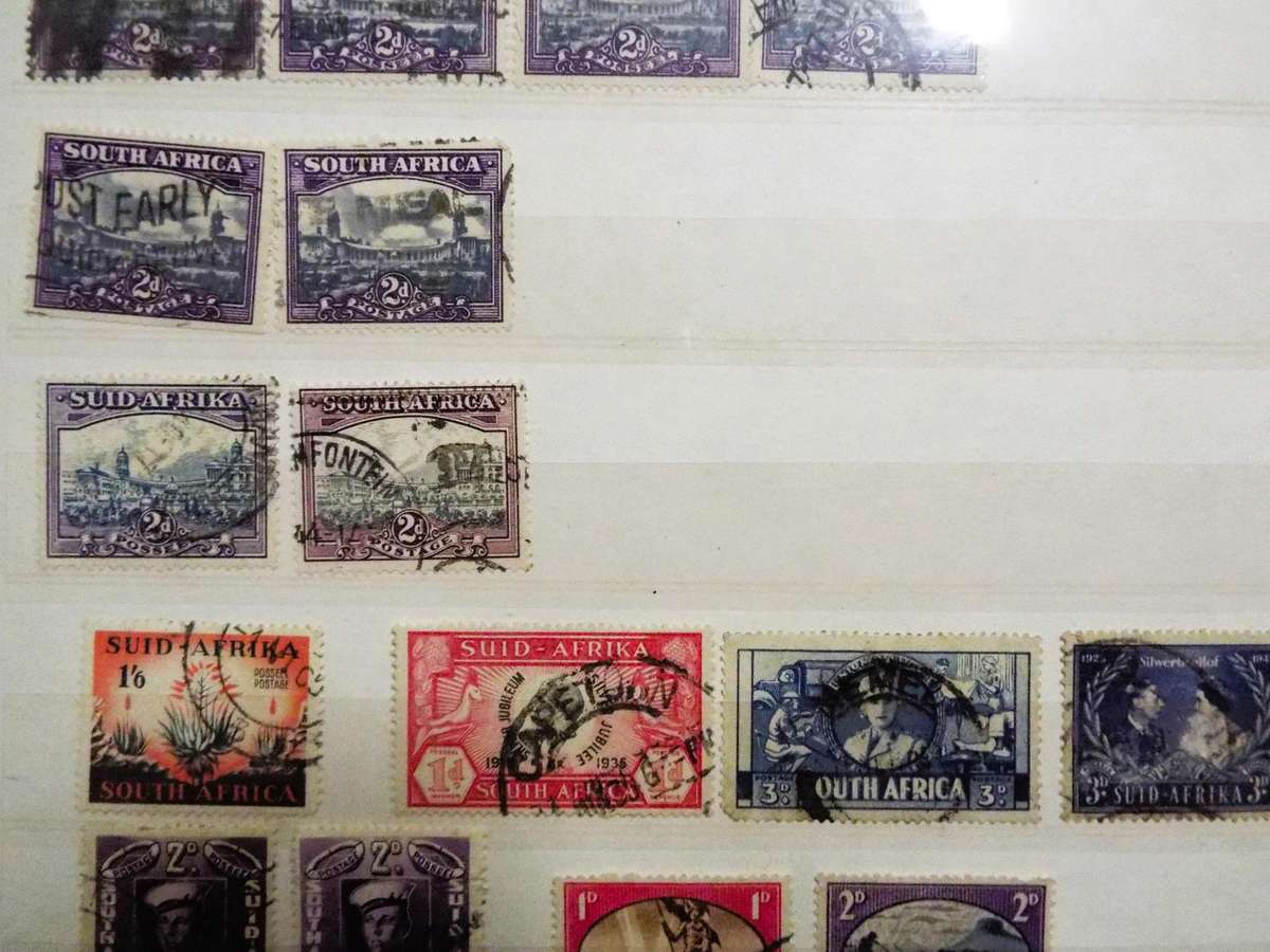 B4  ,,,32 X  SOUTH AFRICA - mix union STAMPs