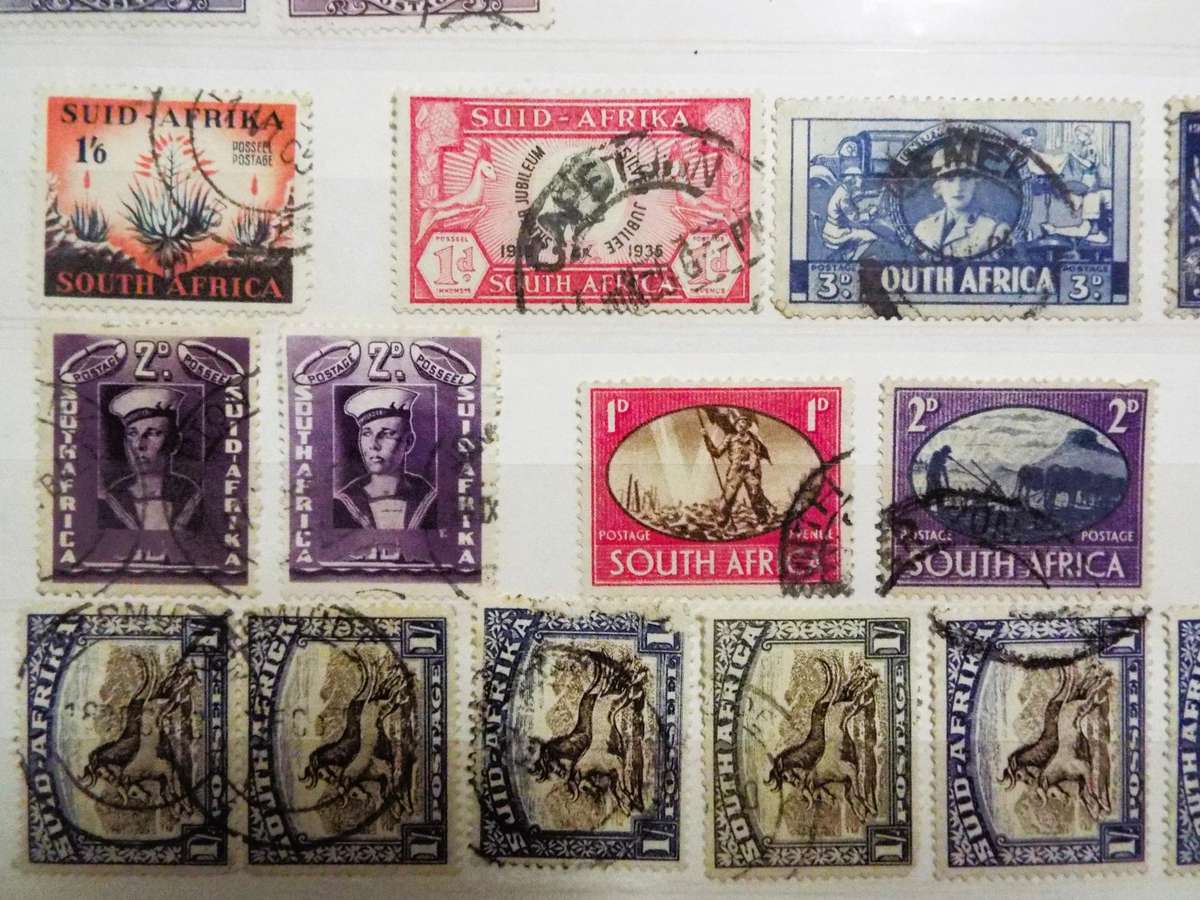 B4  ,,,32 X  SOUTH AFRICA - mix union STAMPs