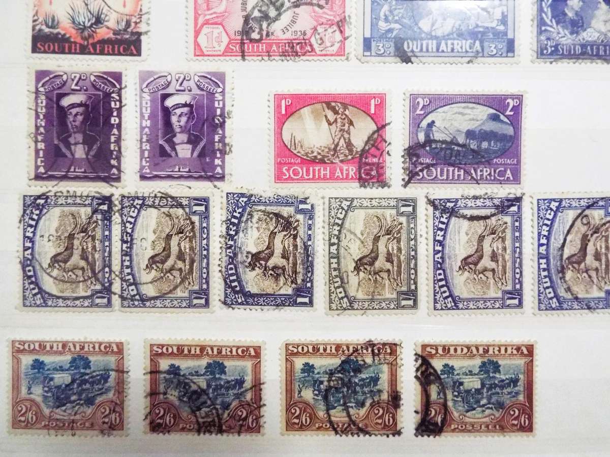B4  ,,,32 X  SOUTH AFRICA - mix union STAMPs
