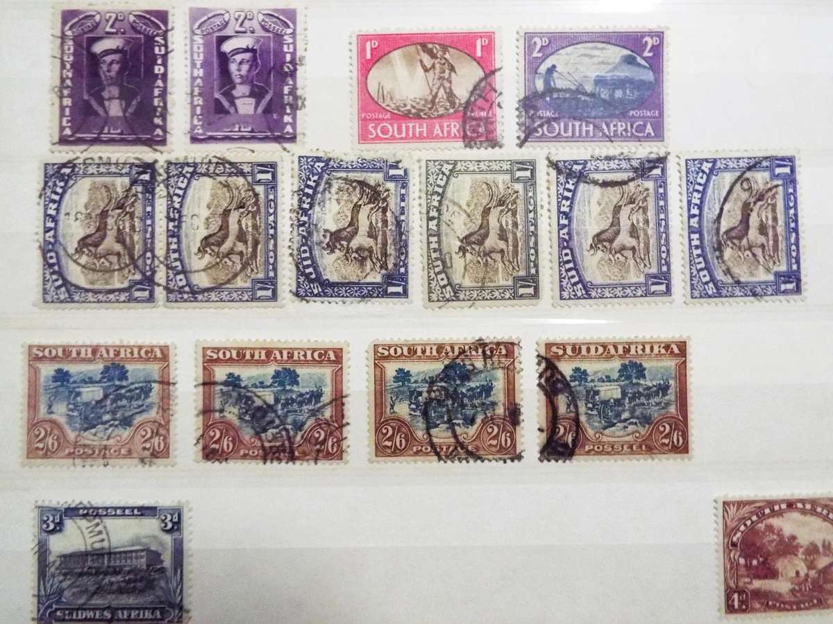 B4  ,,,32 X  SOUTH AFRICA - mix union STAMPs