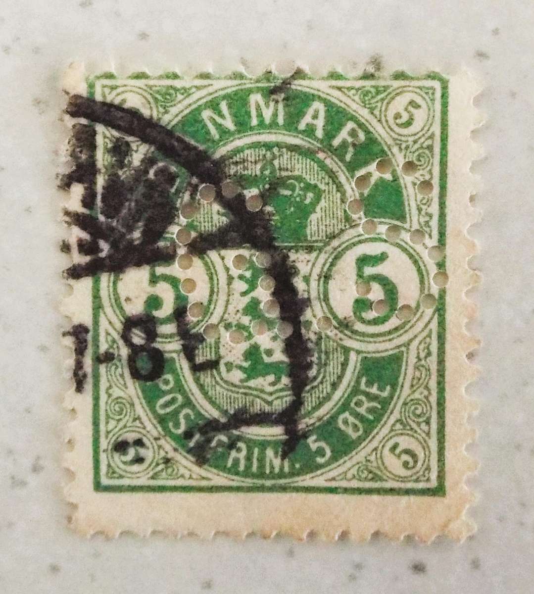 RARE PERFORATED GS DENMARK STAMP (1882)