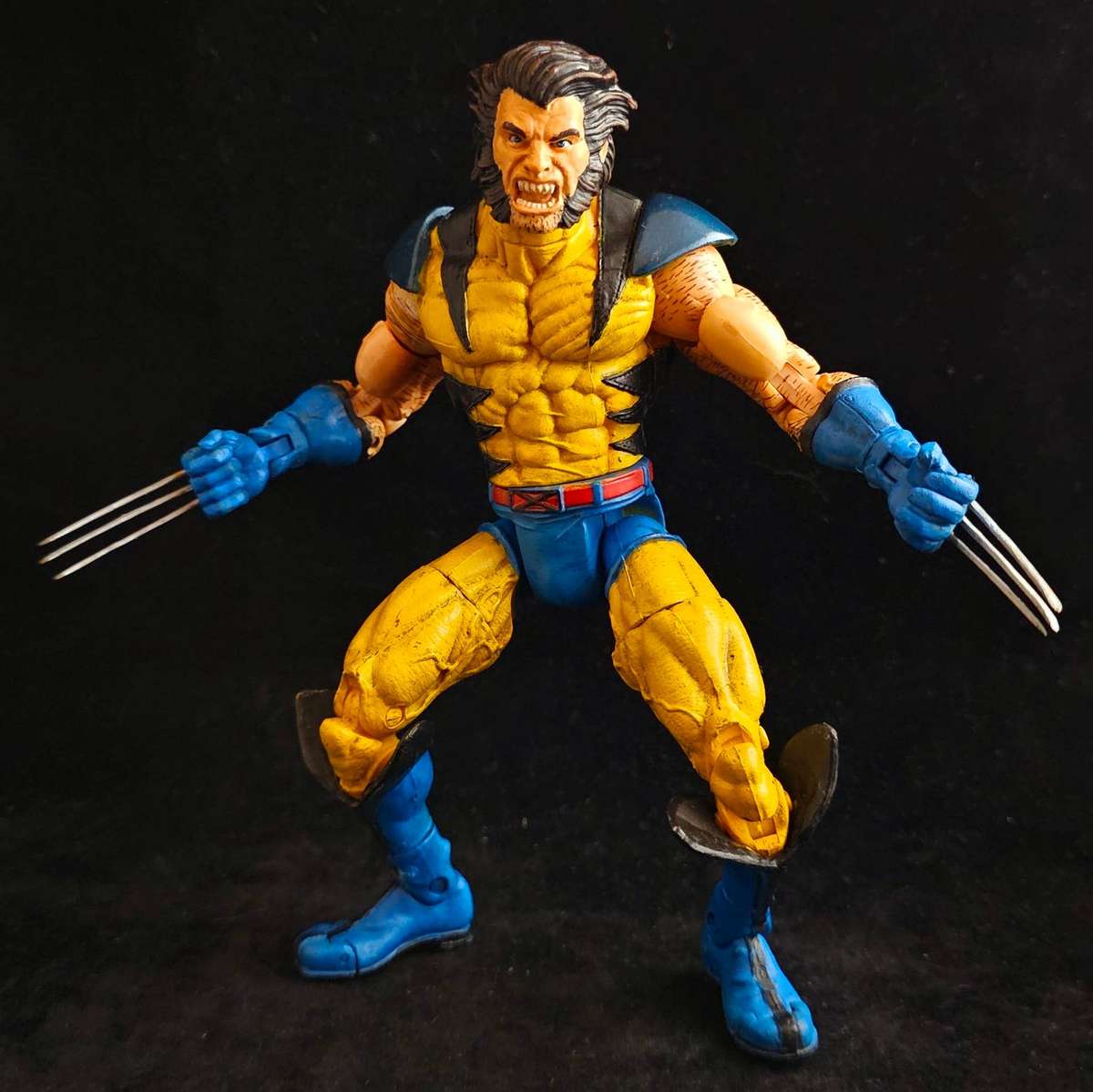 ToyBiz Marvel Legends Wolverine