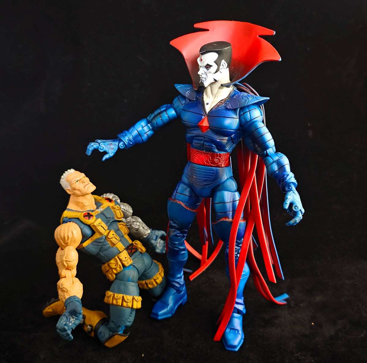 ToyBiz Marvel Legends Mr Sinister