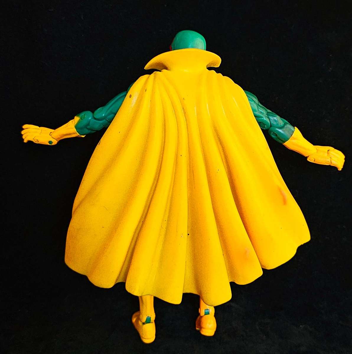 ToyBiz Marvel Legends Vision