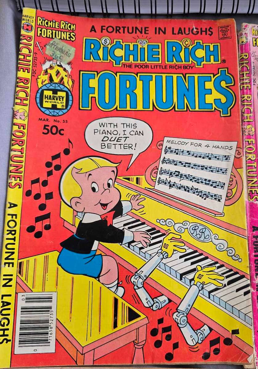 Collectors' comic combo